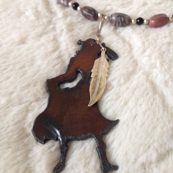 Jewelry - Beaded choker with leather tie BOUTIQUE cowgirl